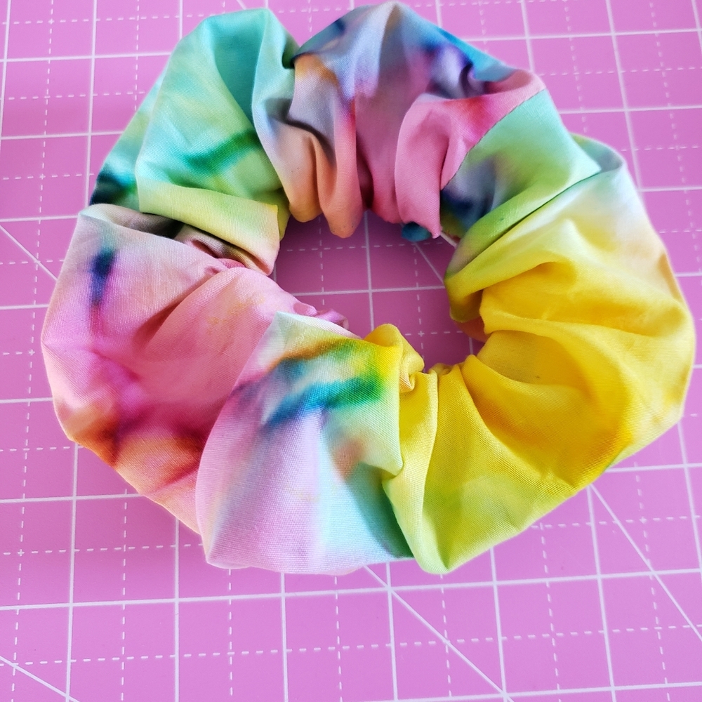 Designer Boutique Scrunchie - Messy Bun
